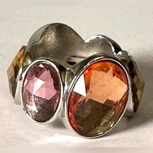 Absolutely Stunning RARE Vera Wang Silver toned Ring With Gemstones Signed Desc*